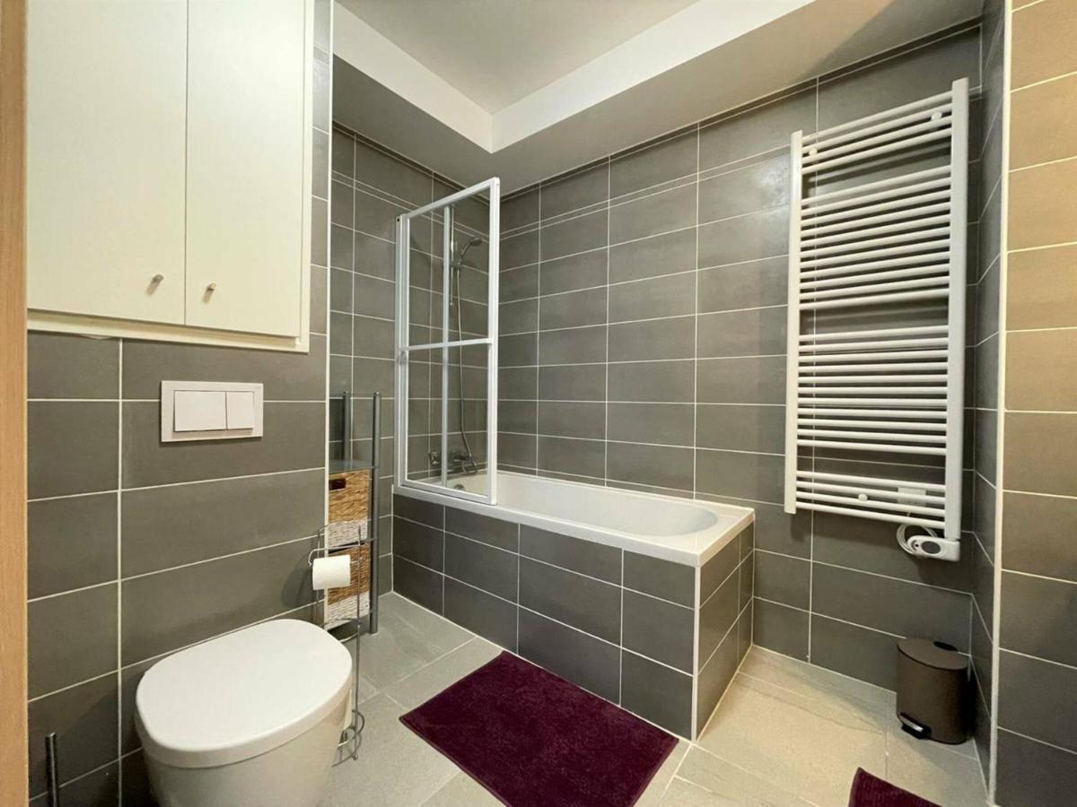 Appartement Moderne Avec Terrasse Et Parking A Briancon - Fr-1-330C-127 외부 사진